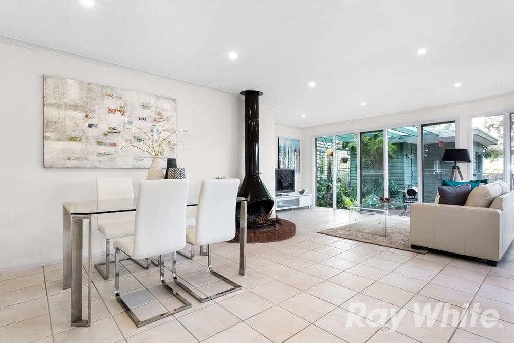 3 Latrobe Court, Wheelers Hill VIC 3150, Wheelers Hill - Thumbnail 4