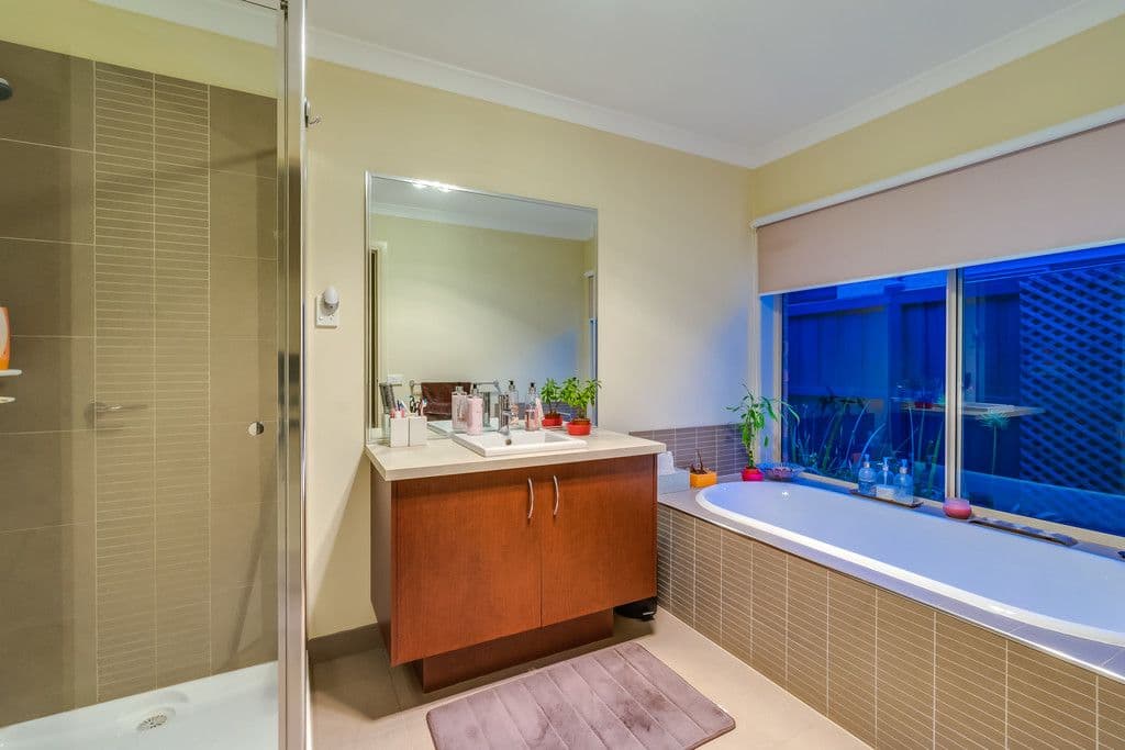 35 Azure Drive, Tarneit VIC 3029, Tarneit - Thumbnail 8