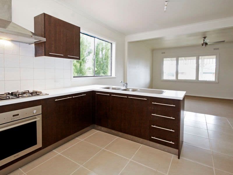 69  McClelland Street, BELL PARK VIC 3215, Bell Park - Thumbnail 2