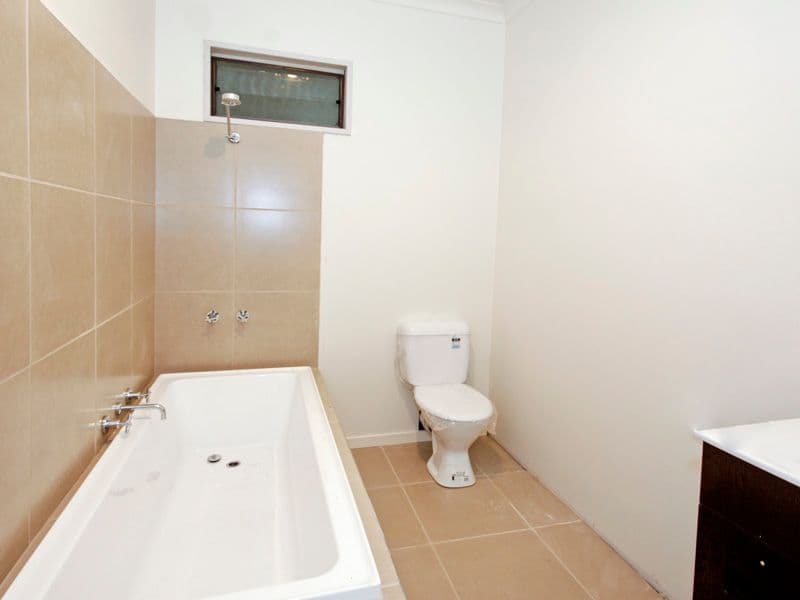 69  McClelland Street, BELL PARK VIC 3215, Bell Park - Thumbnail 8