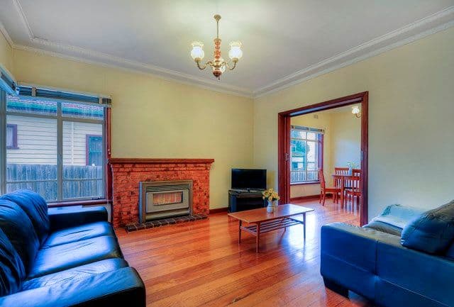 16 Wattle Grove, Reservoir VIC 3073, Reservoir - Thumbnail 2