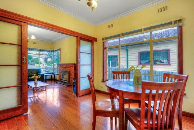 16 Wattle Grove, Reservoir VIC 3073, Reservoir - Thumbnail 4