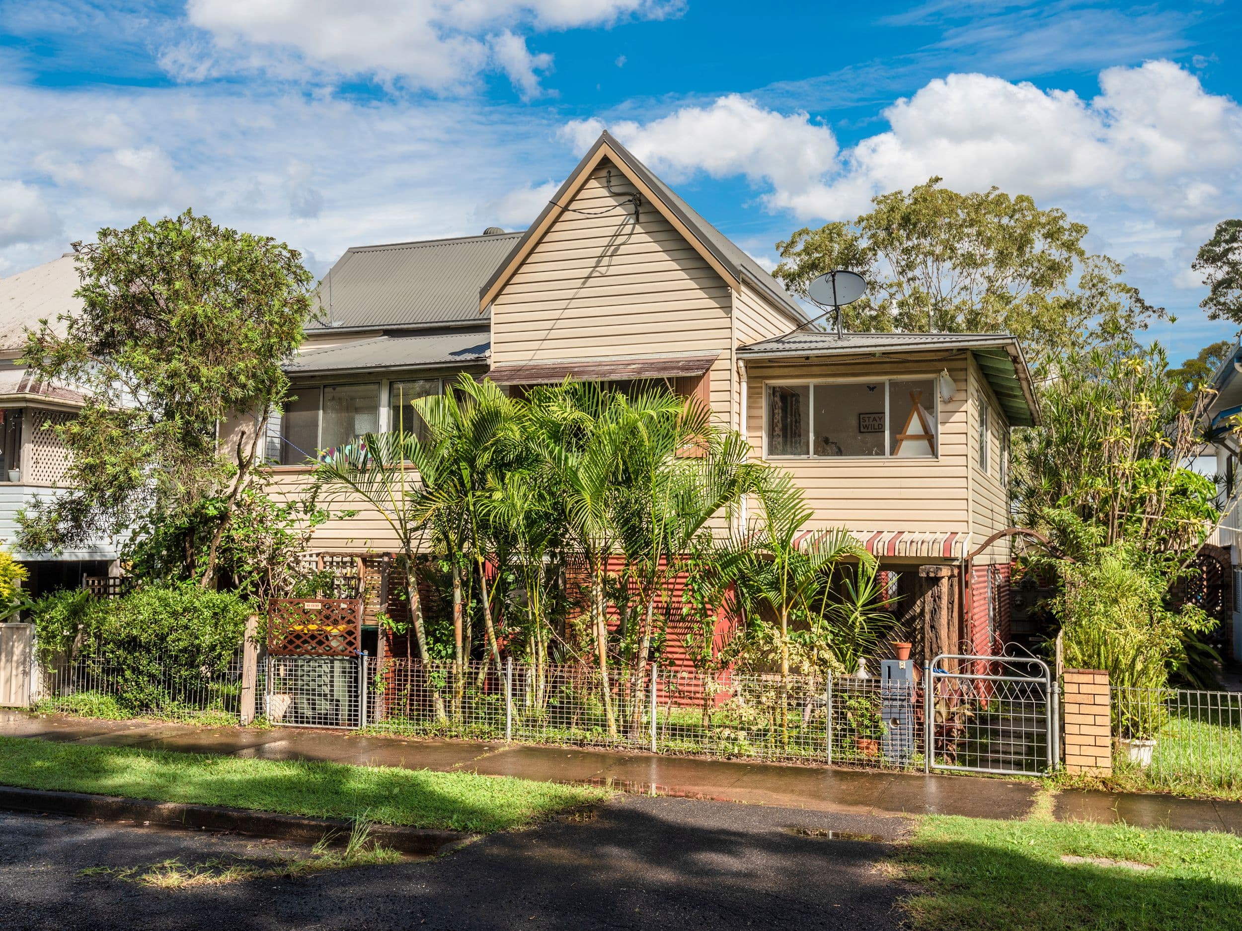 1/13 Eddison Close, Altona Meadows - Image 1