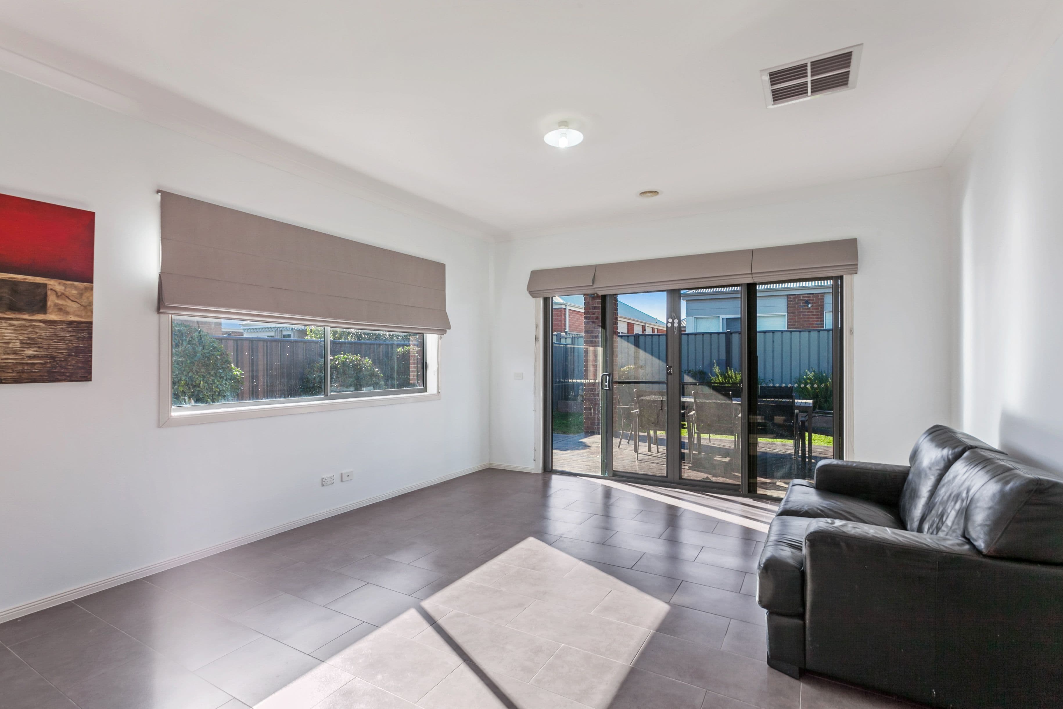 8 Kernaghan Drive, Mernda VIC 3754, Mernda - Thumbnail 3