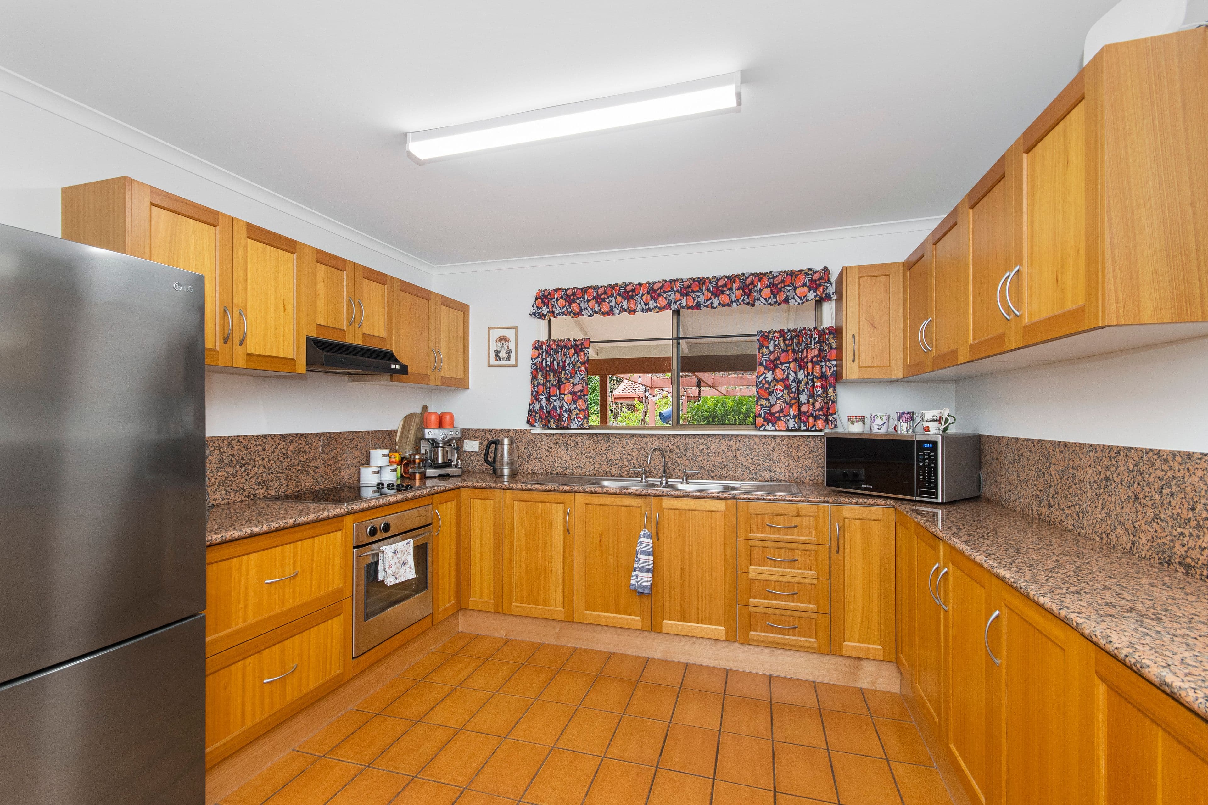 28 Yolanda Drive, Annandale QLD 4814, Annandale - Thumbnail 3