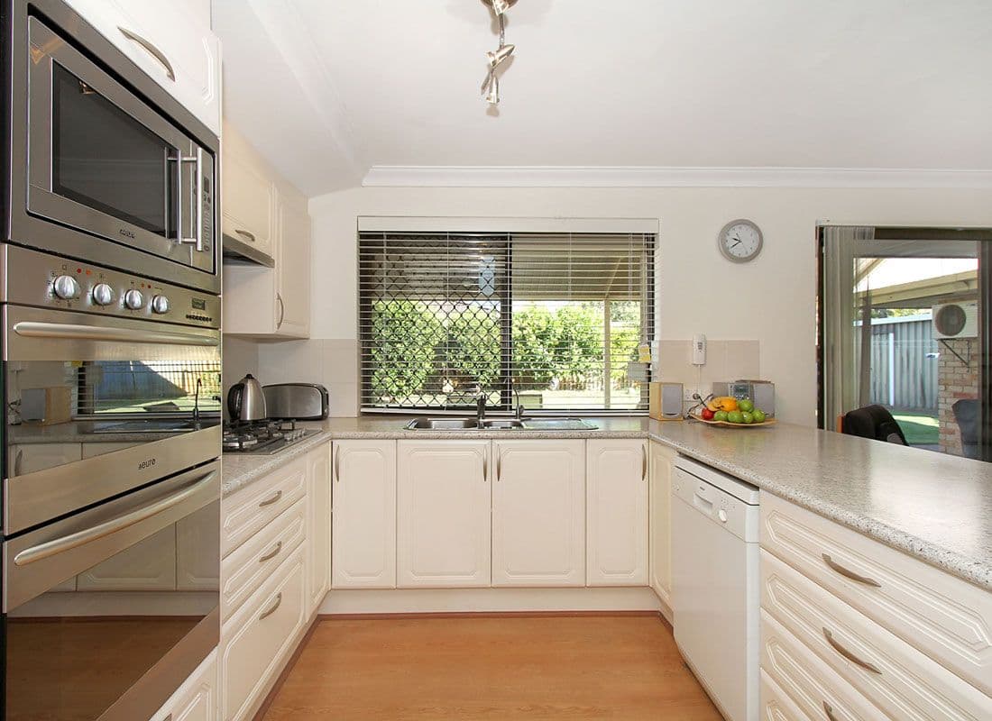 12 Sinclair Place, MORLEY WA 6062, Morley - Thumbnail 3