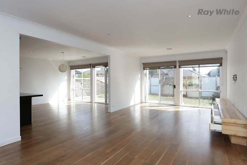 23 Signature Boulevard, Point Cook VIC 3030, Point Cook - Thumbnail 3