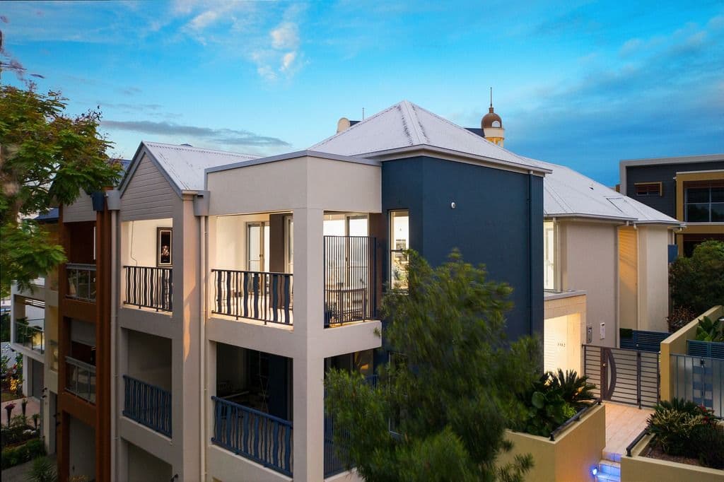 3312 Central Place, Carrara QLD 4211, Carrara - Thumbnail 3