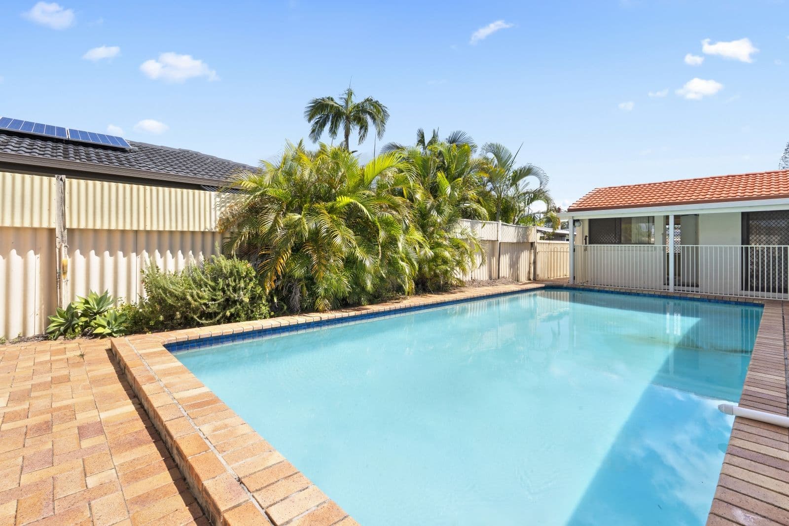 9 Fairsky Avenue, Mermaid Waters QLD 4218, Mermaid Waters - Thumbnail 8