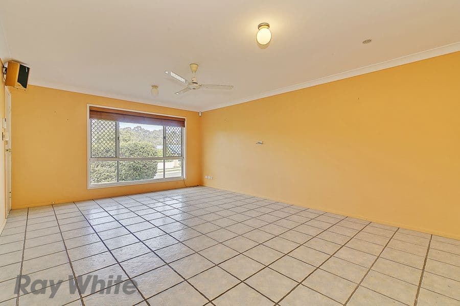 1 Riseborough Crescent, Crestmead QLD 4132, Crestmead - Thumbnail 5