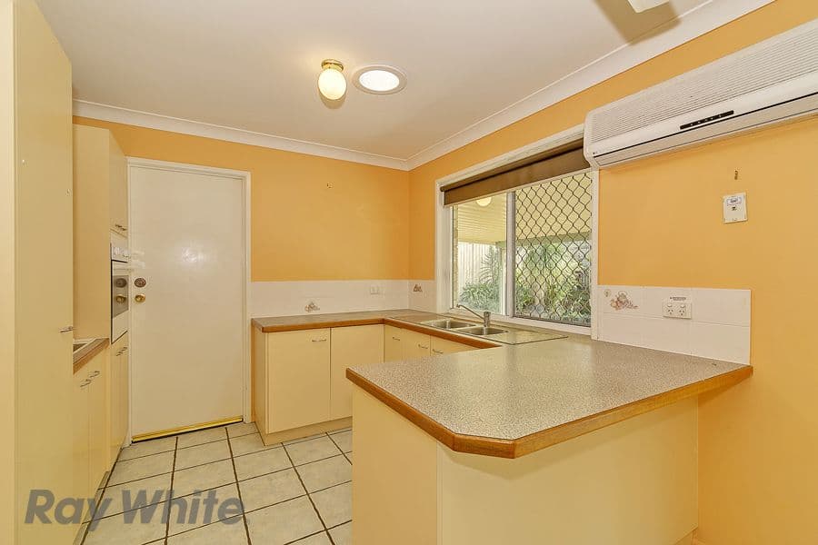 1 Riseborough Crescent, Crestmead QLD 4132, Crestmead - Thumbnail 7