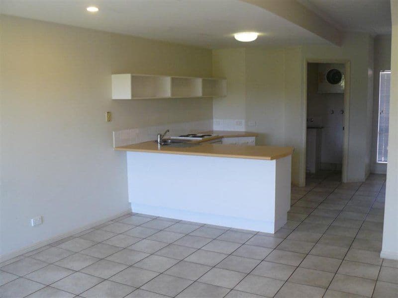 7A Grantala Street, Manoora QLD 4870, Manoora - Thumbnail 3
