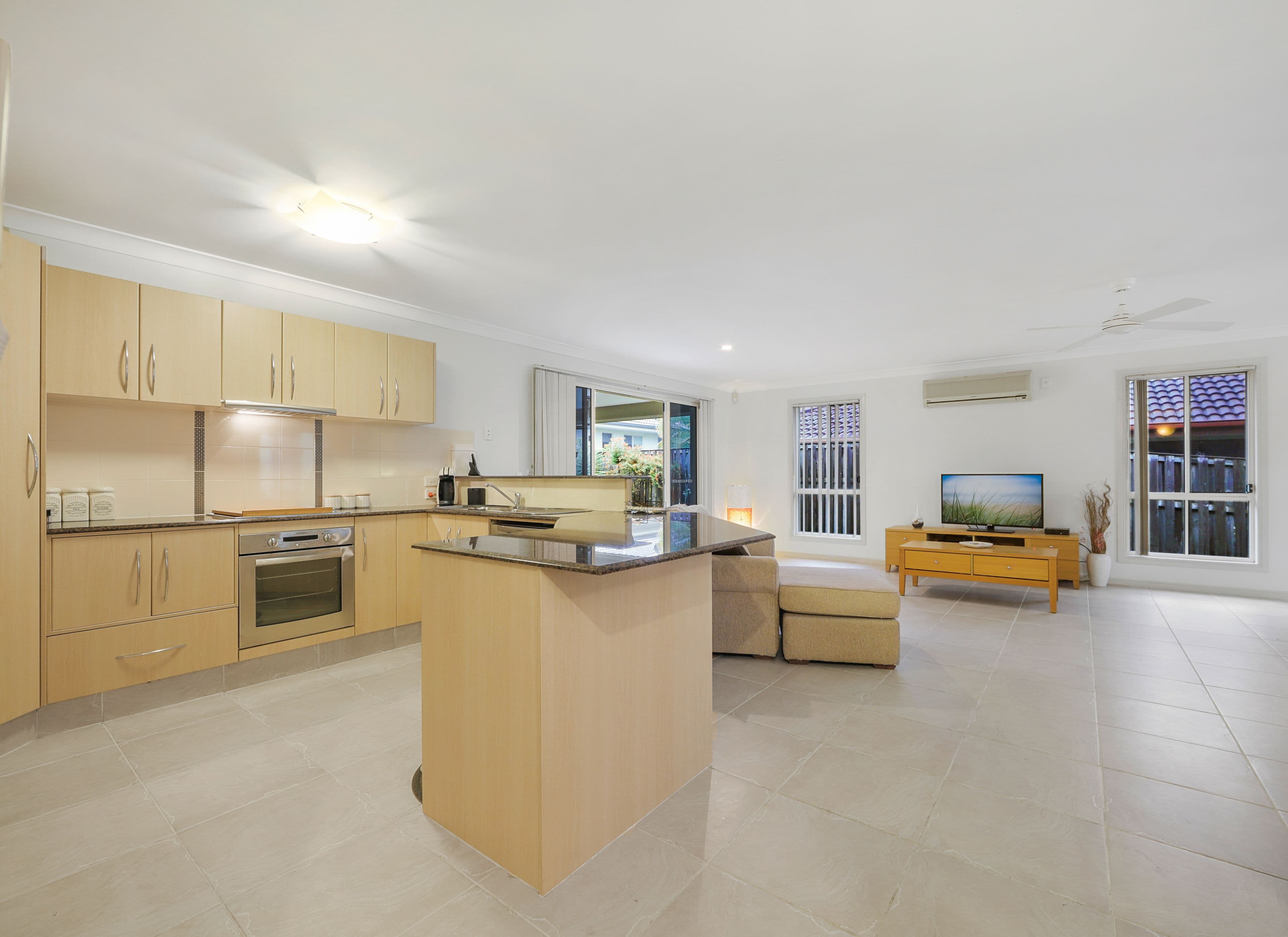47 Sheffield Circuit, Pacific Pines QLD 4211, Pacific Pines - Thumbnail 8