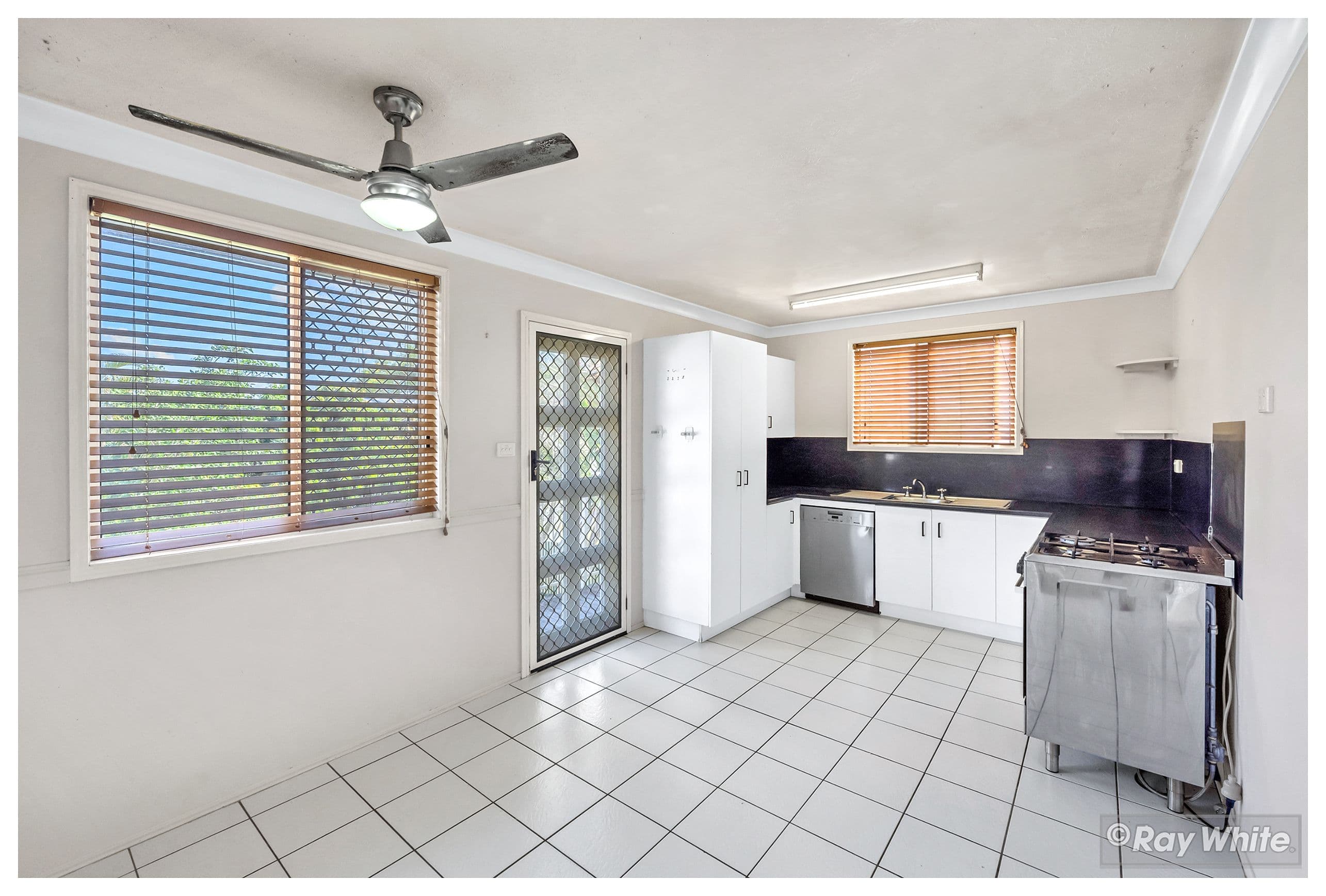 22 Bondeson Drive, Parkhurst QLD 4702, Parkhurst - Thumbnail 5