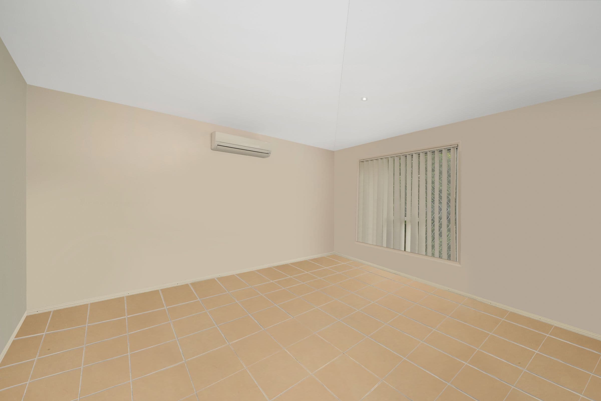 11 Whitfield Crescent, North Lakes QLD 4509, North Lakes - Thumbnail 3