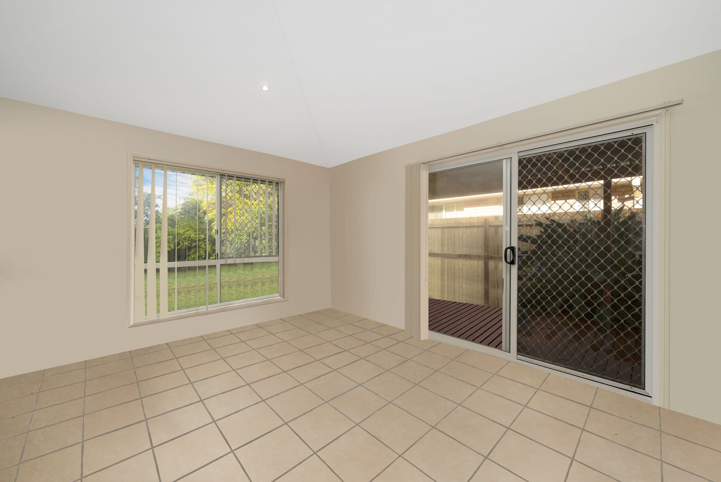 11 Whitfield Crescent, North Lakes QLD 4509, North Lakes - Thumbnail 4