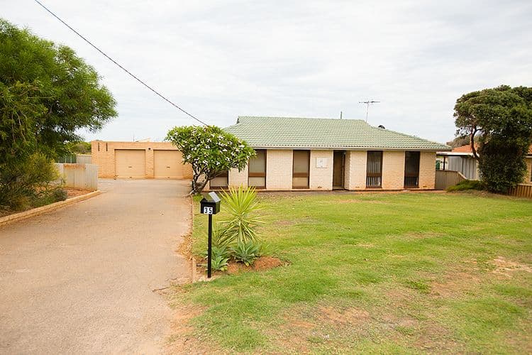 35 Roebuck Street, Mahomets Flats WA 6530, Mahomets Flats - Thumbnail 2