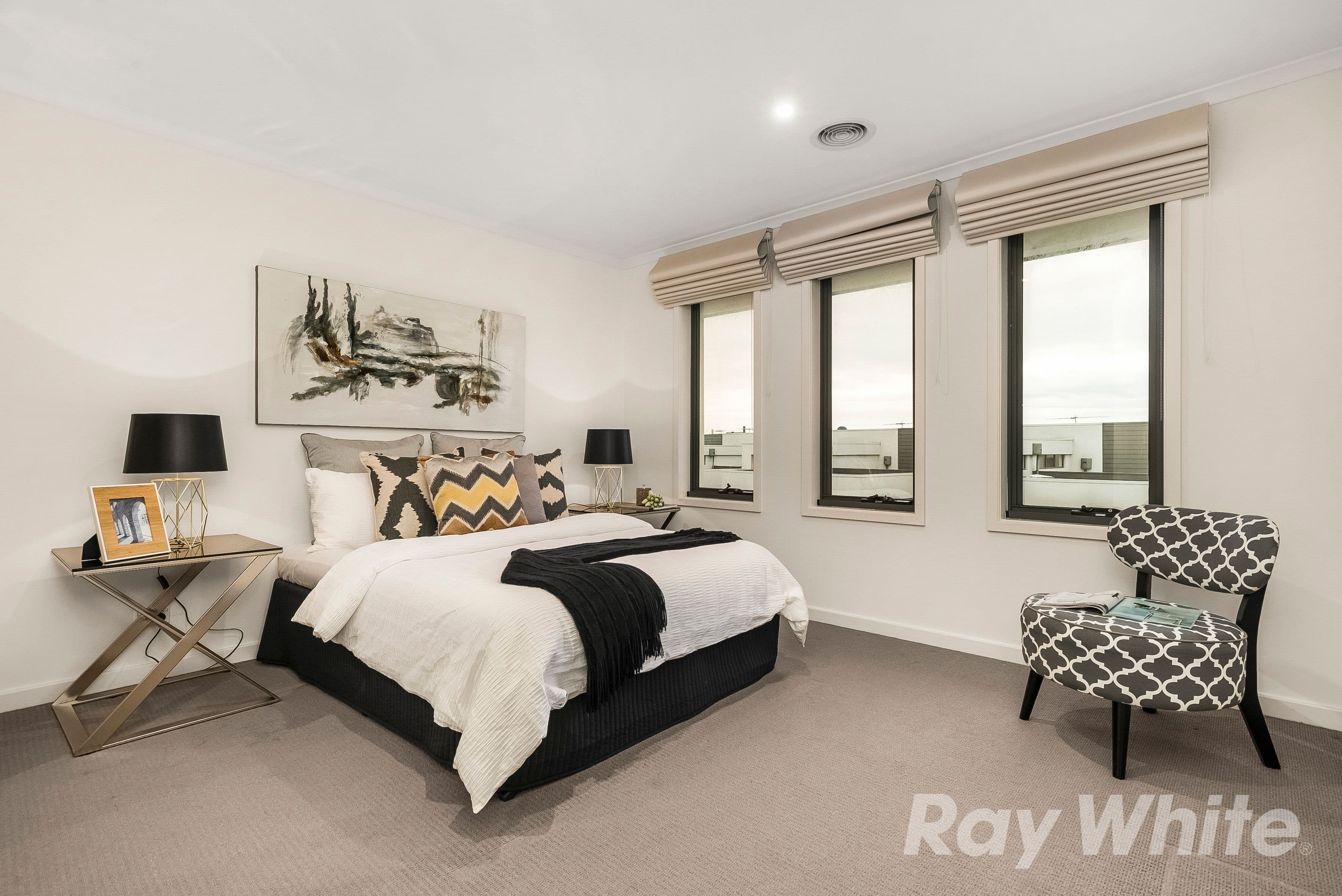 33 Waverley Park Drive, Mulgrave VIC 3170, Mulgrave - Thumbnail 7