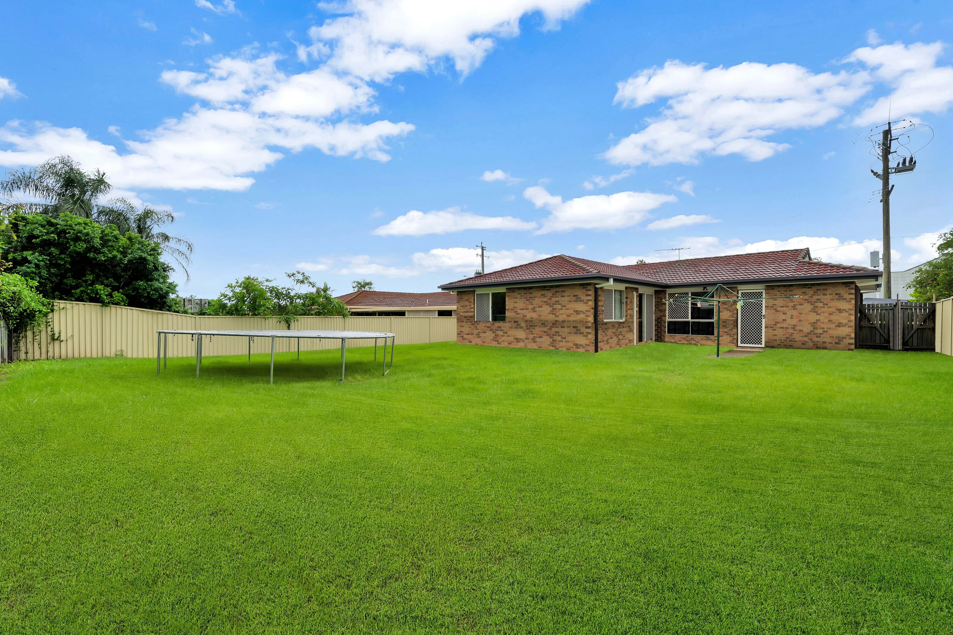 26 Julie Street, Crestmead QLD 4132, Crestmead - Thumbnail 2