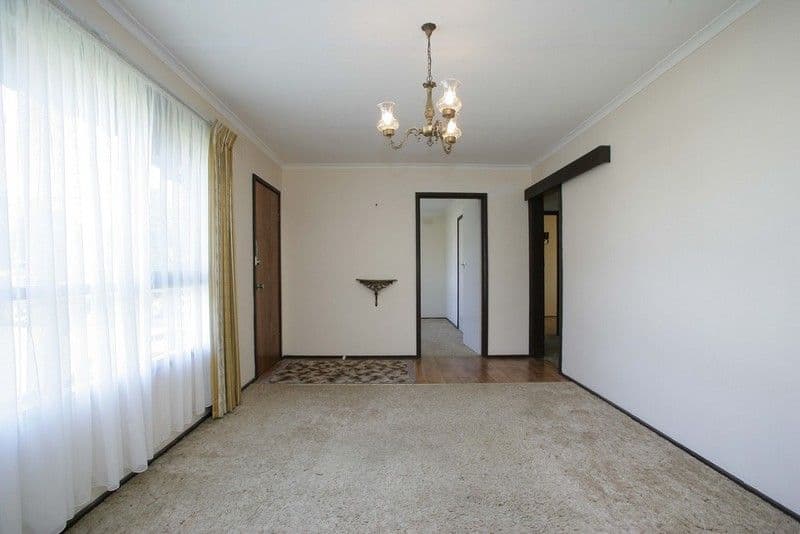 2 McCrae Close, SCORESBY VIC 3179, Scoresby - Thumbnail 2