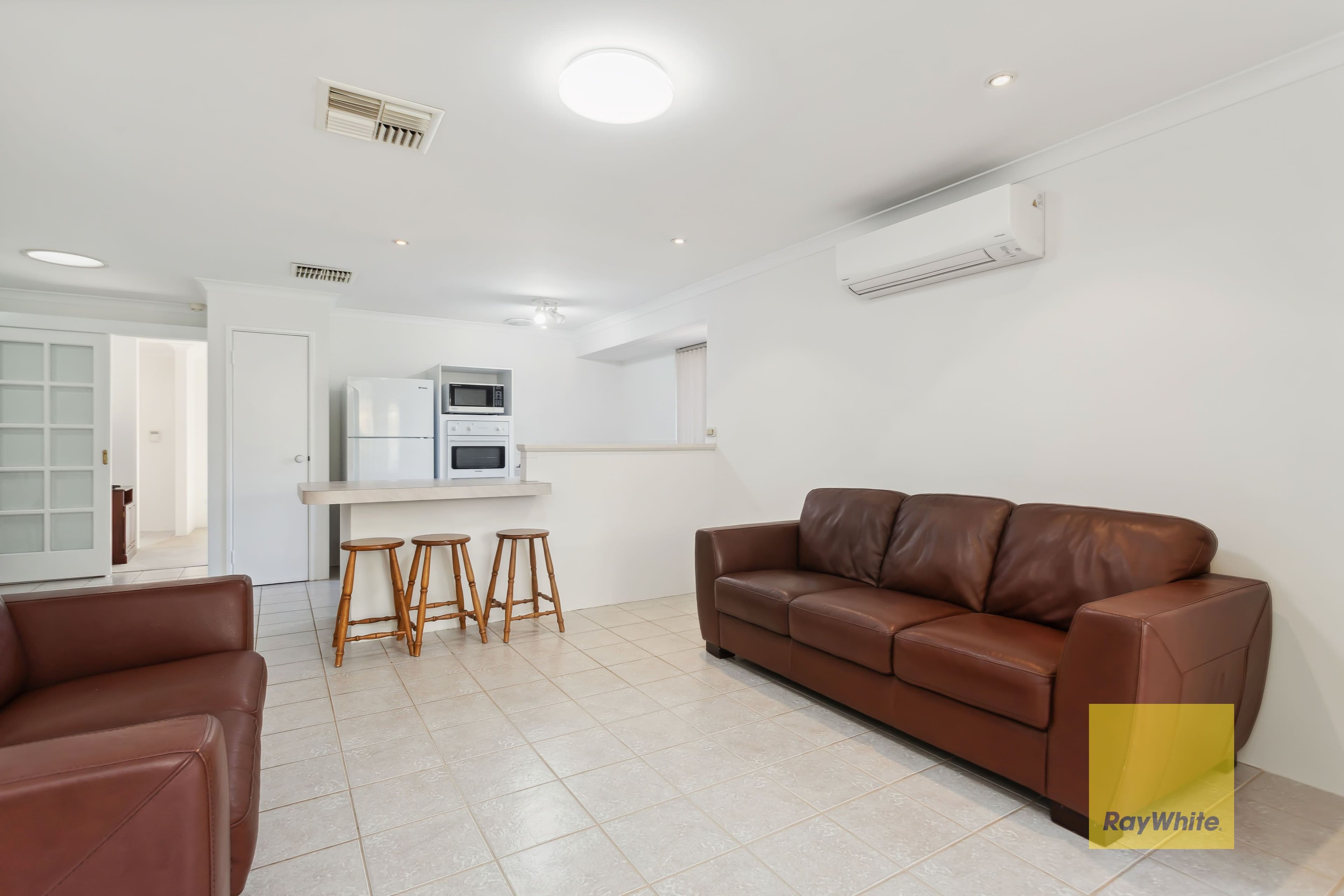 71b Leeds Street, Dianella WA 6059, Dianella - Thumbnail 2