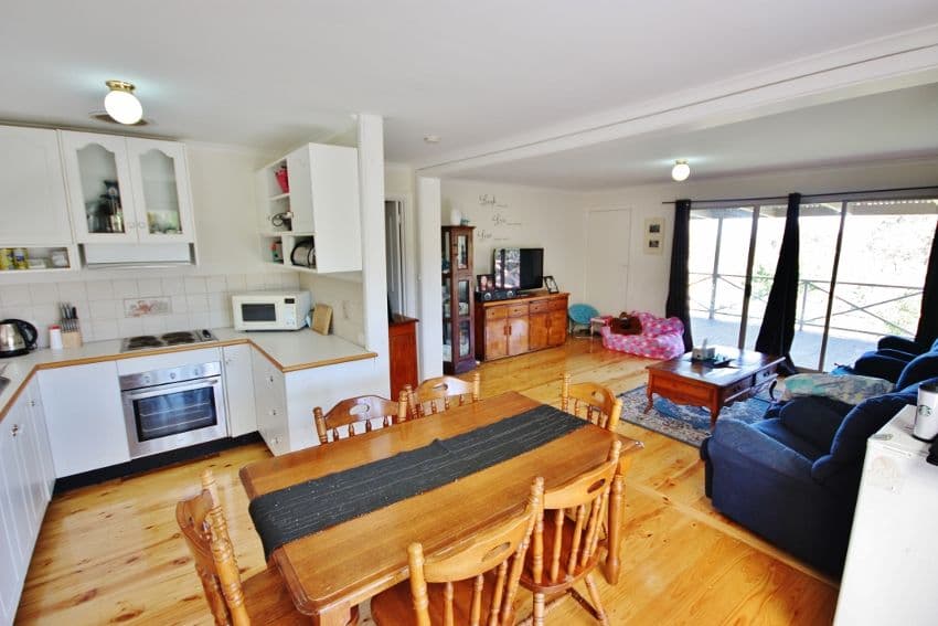 87 Elizabeth Street, YOUNG NSW 2594, Young - Thumbnail 2