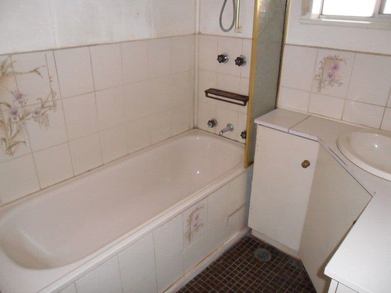 251 Chloride Street, BROKEN HILL NSW 2880, Broken Hill - Thumbnail 8