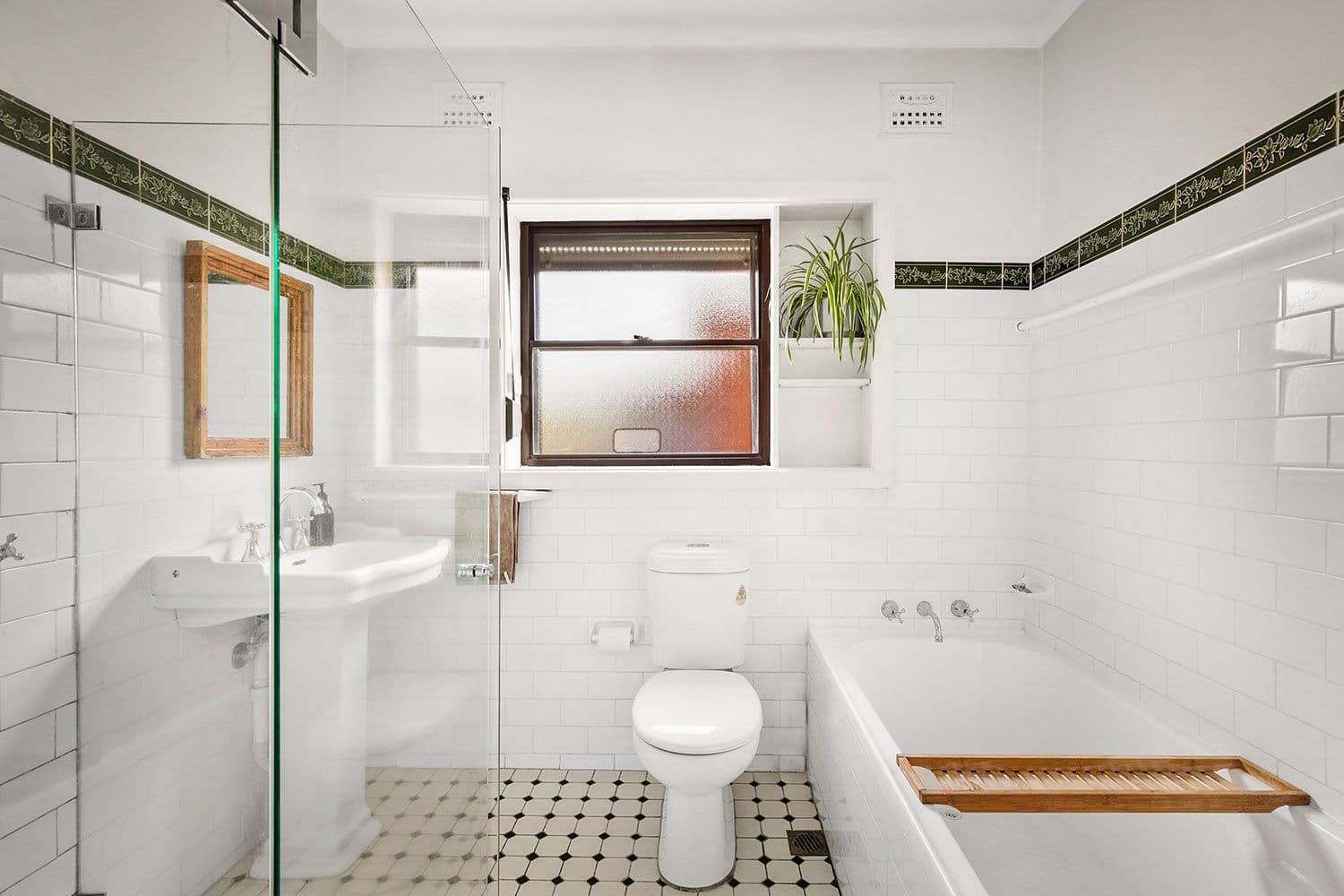 18 Beamish Road, Northmead NSW 2152, Northmead - Thumbnail 4
