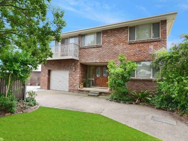 11 White Gum Avenue, Albion Park Rail - Image 1
