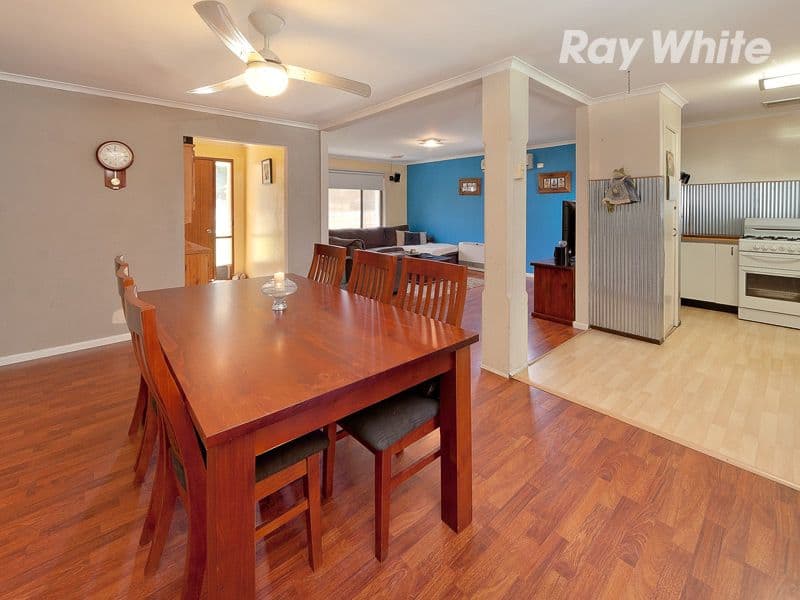 122 Hawkins Street, HOWLONG NSW 2643, Howlong - Thumbnail 3
