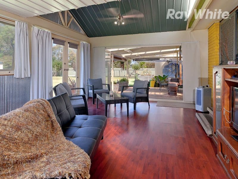 122 Hawkins Street, HOWLONG NSW 2643, Howlong - Thumbnail 4