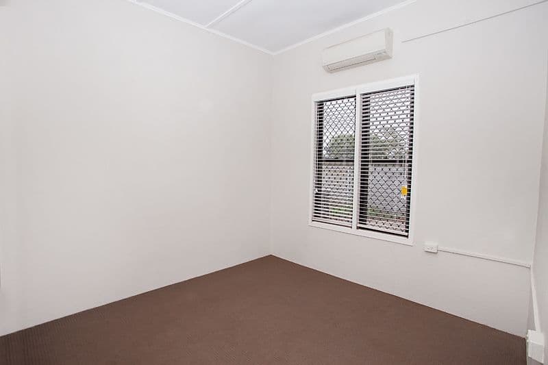 32 Dempsey Street, Mount Isa QLD 4825, Mount Isa - Thumbnail 4