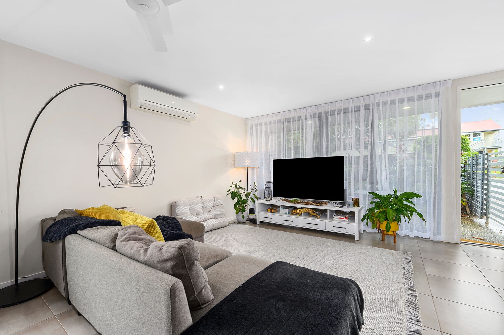 39 Gordon Street, Labrador QLD 4215, Labrador - Image 1