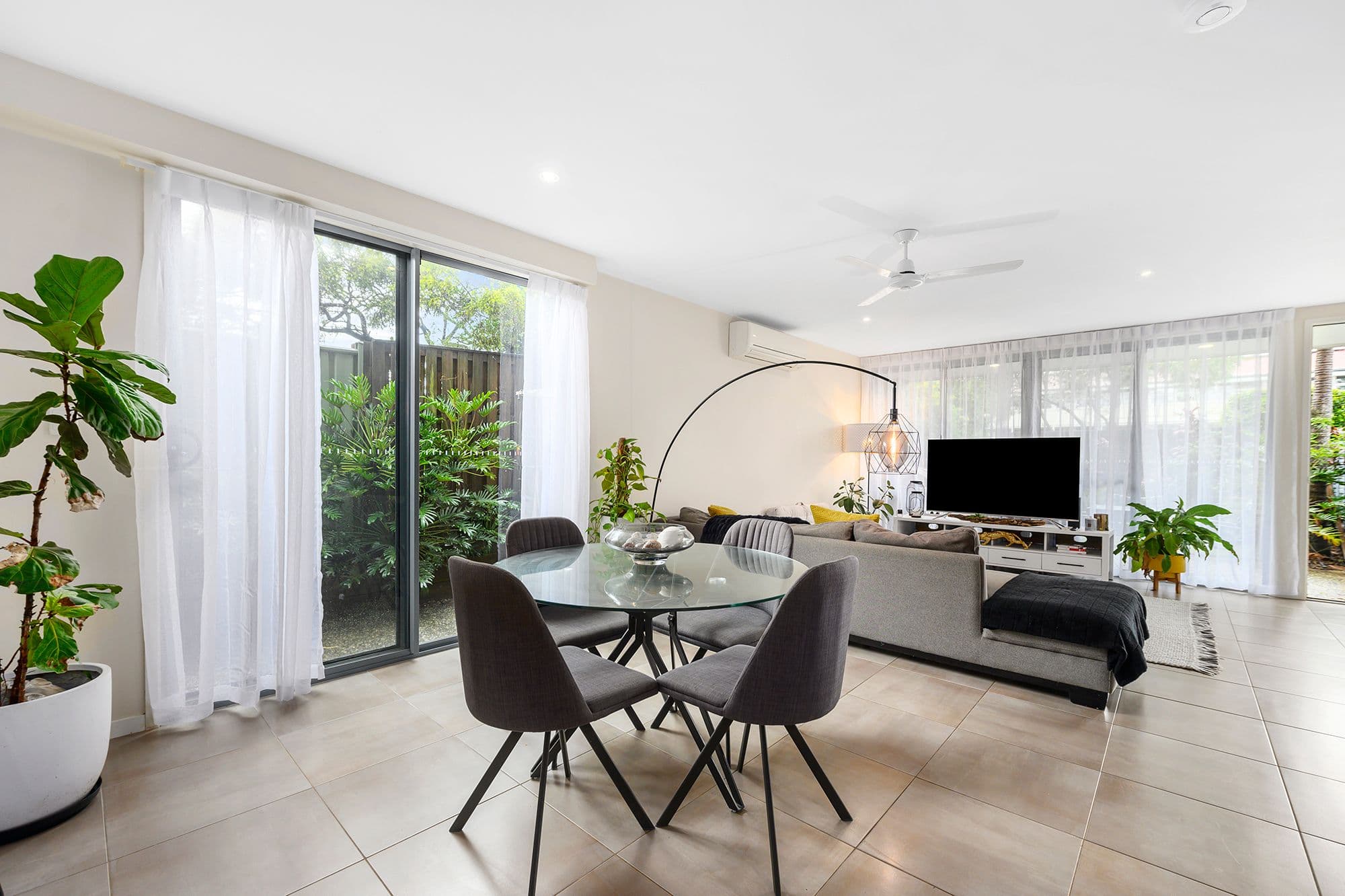 39 Gordon Street, Labrador QLD 4215, Labrador - Thumbnail 3