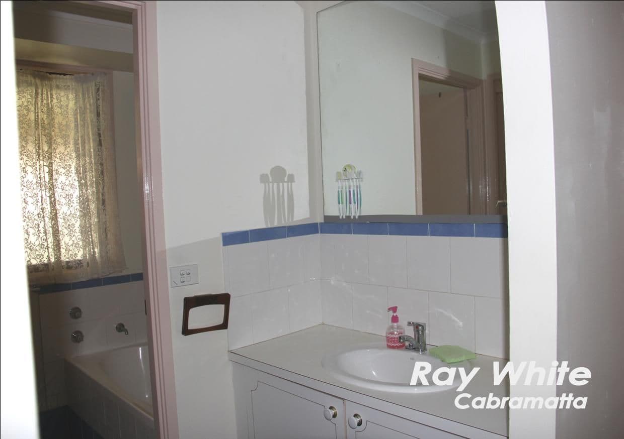 13 Tobermory Avenue, St Andrews NSW 2566, St Andrews - Thumbnail 4