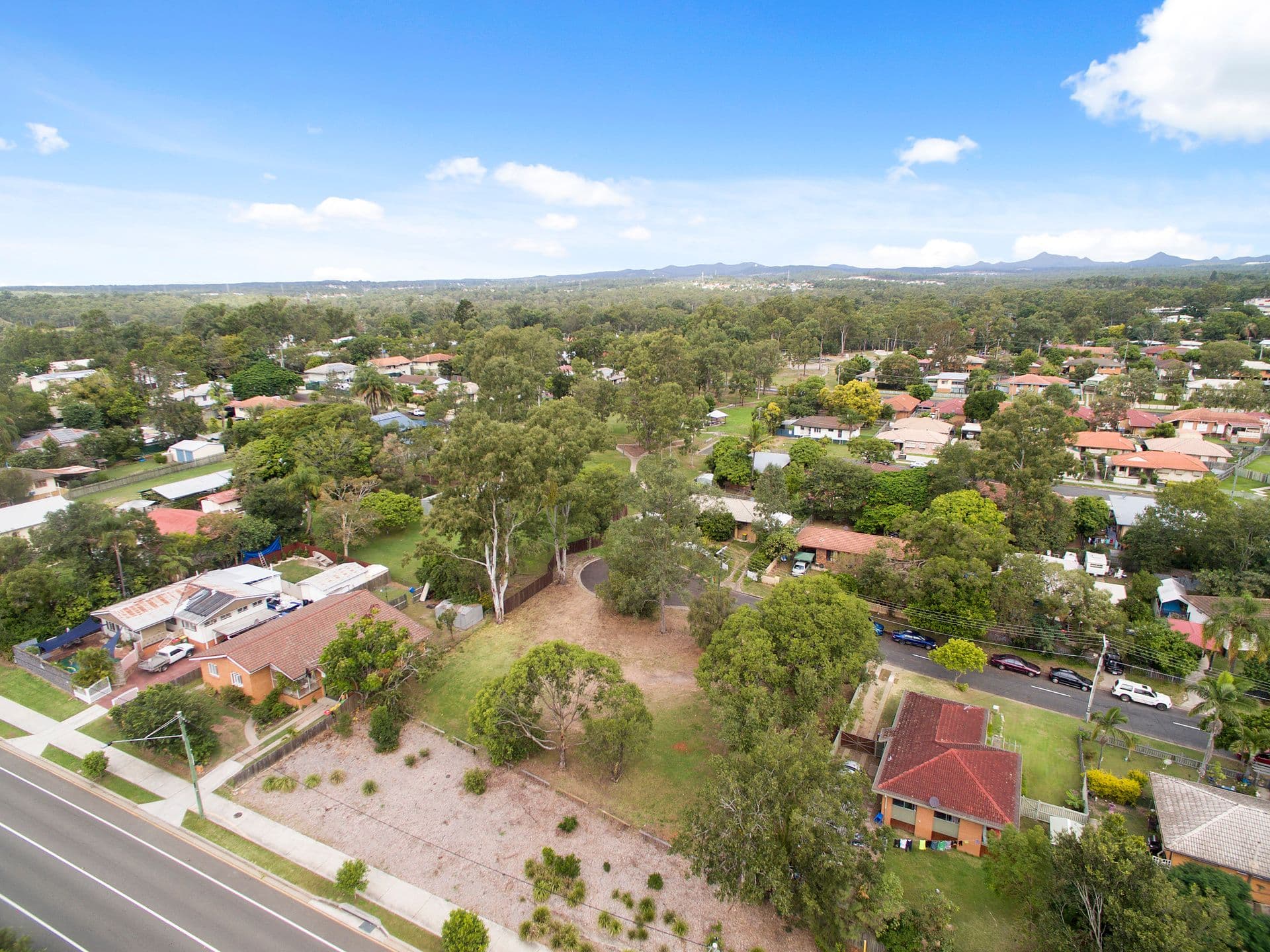 7 Diamond Street, Riverview QLD 4303, Riverview - Thumbnail 3