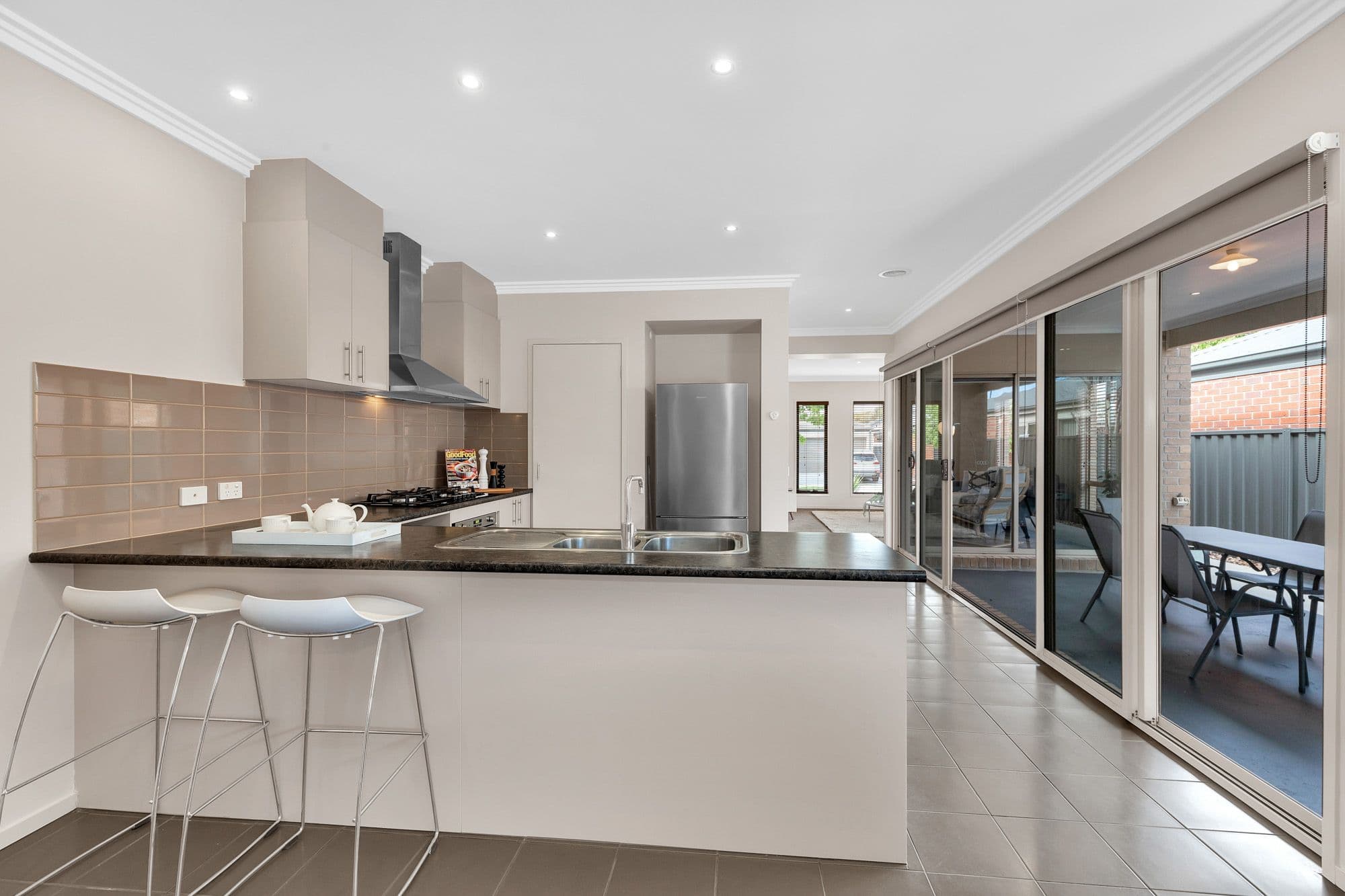 12 Clematis Crescent, MANOR LAKES VIC 3024, Manor Lakes - Thumbnail 4
