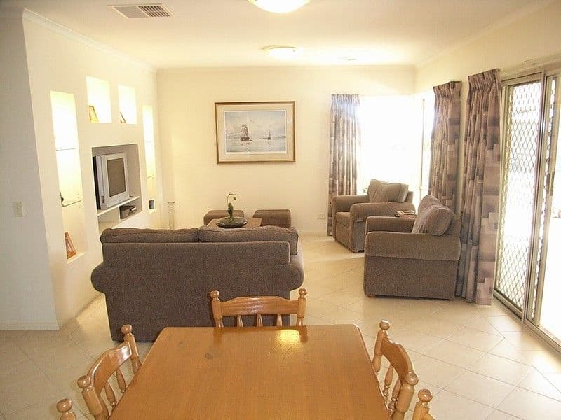 5 Pambula Court, ECHUCA VIC 3564, Echuca - Thumbnail 5