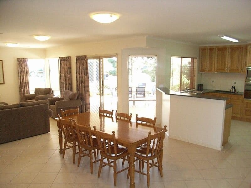 5 Pambula Court, ECHUCA VIC 3564, Echuca - Thumbnail 7