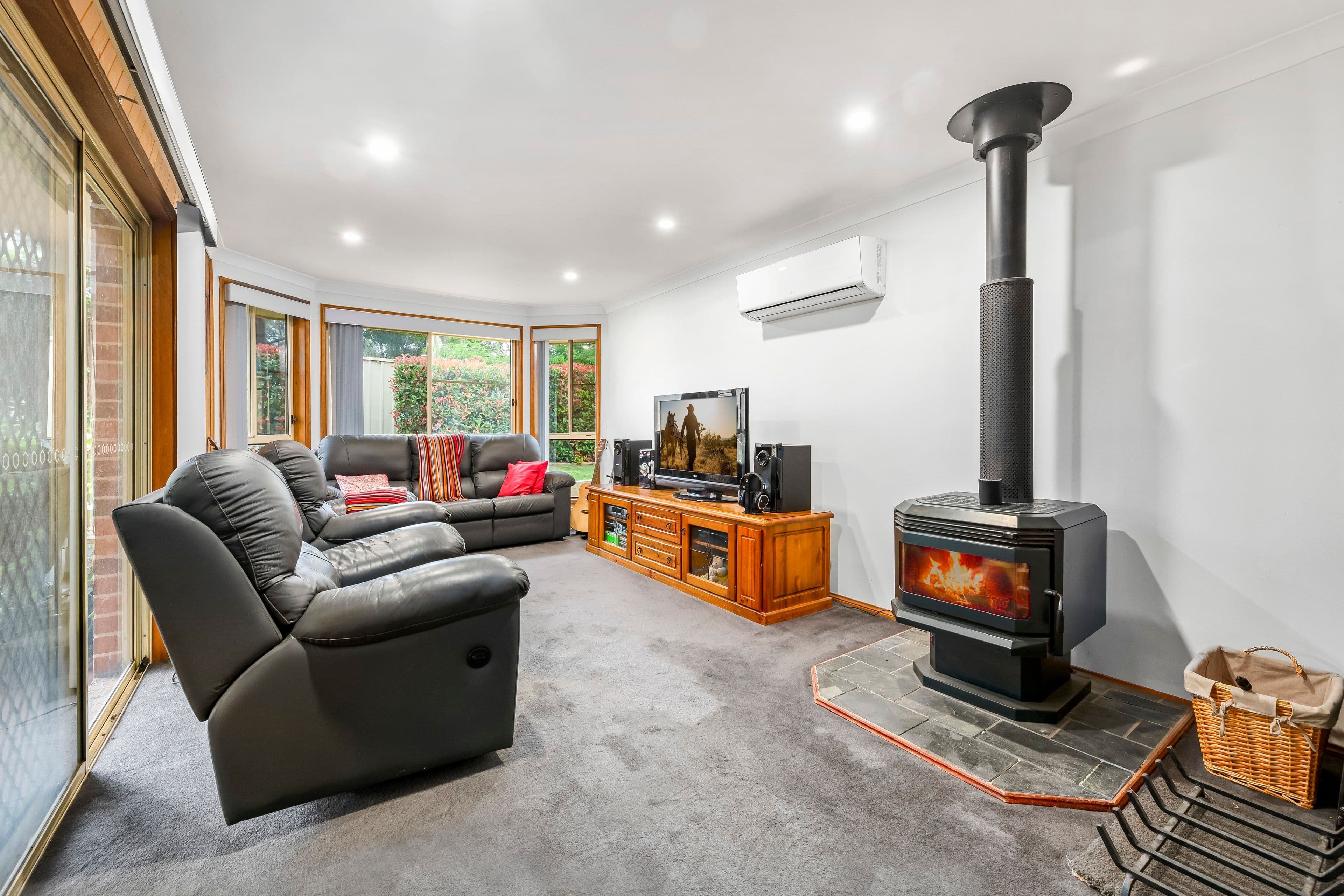 6 Alva Place, Riverstone NSW 2765, Riverstone - Thumbnail 2