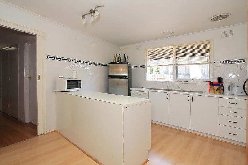 22 Kaisman Square, Wantirna VIC 3152, Wantirna - Thumbnail 2