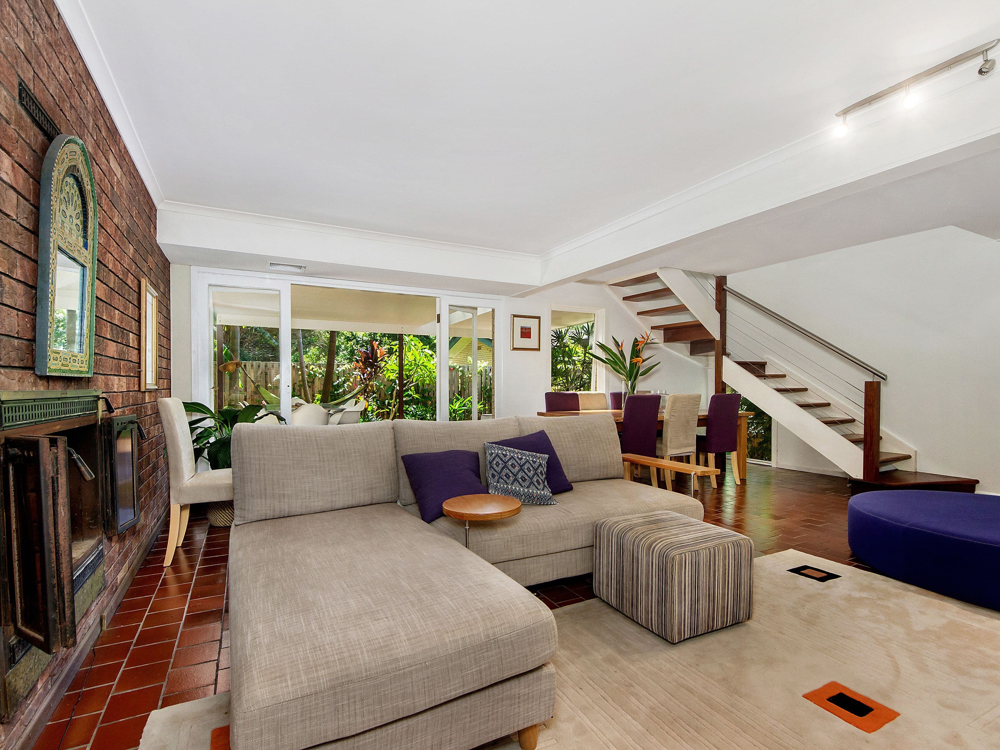 40 Drury Avenue, Southport QLD 4215, Southport - Thumbnail 2