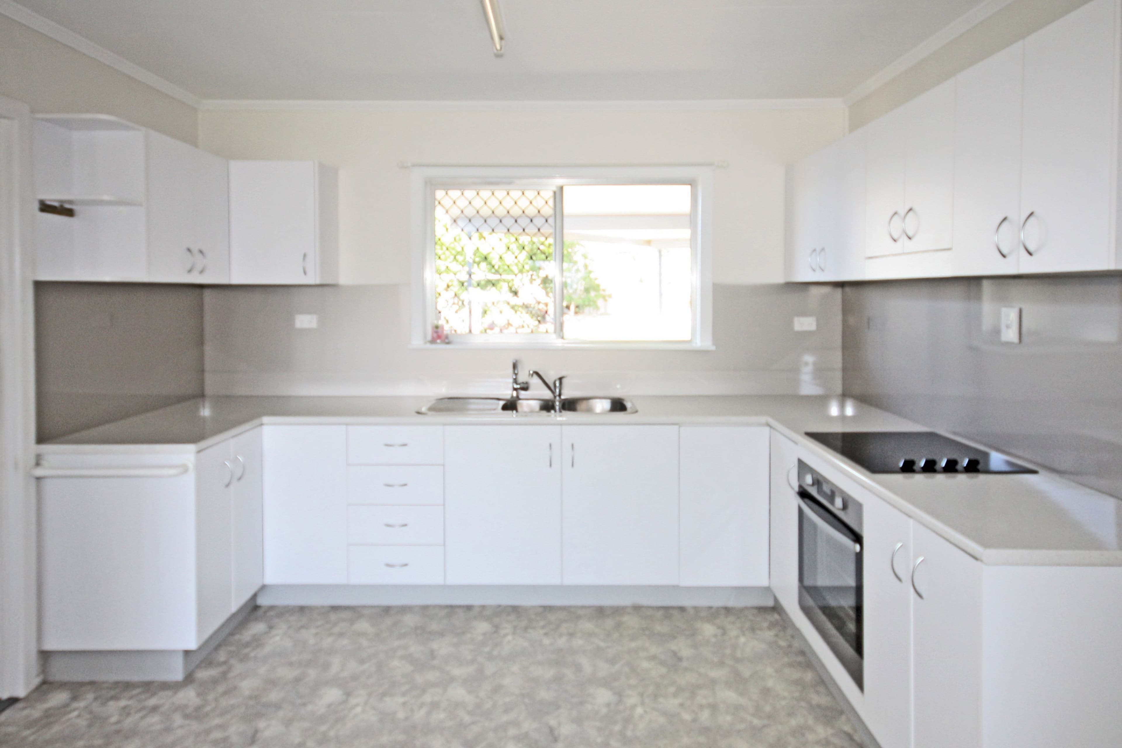 138 Kroombit Street, Biloela QLD 4715, Biloela - Thumbnail 6