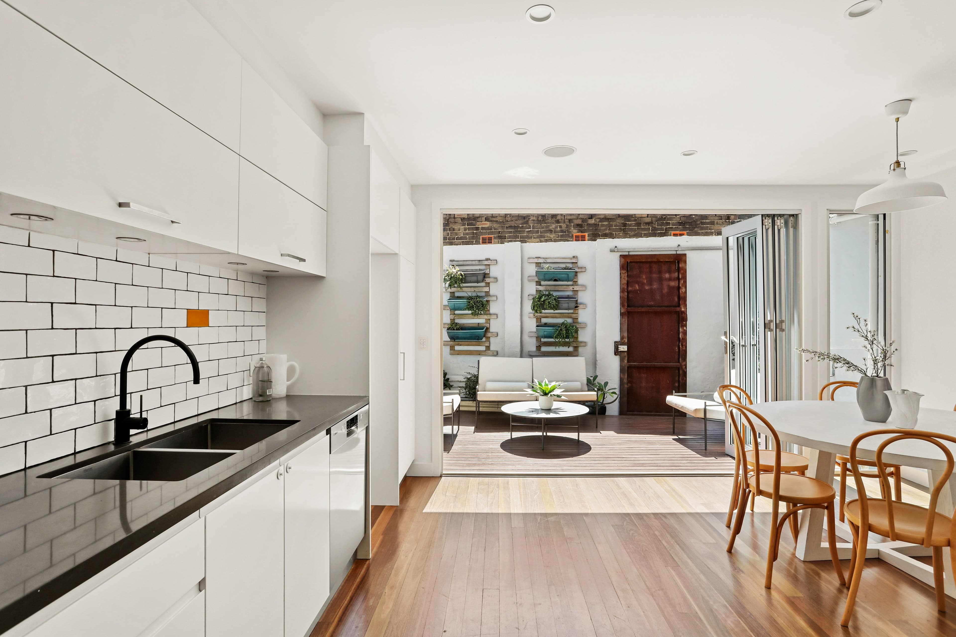 88 Cleveland Street, Chippendale NSW 2008, Chippendale - Thumbnail 3