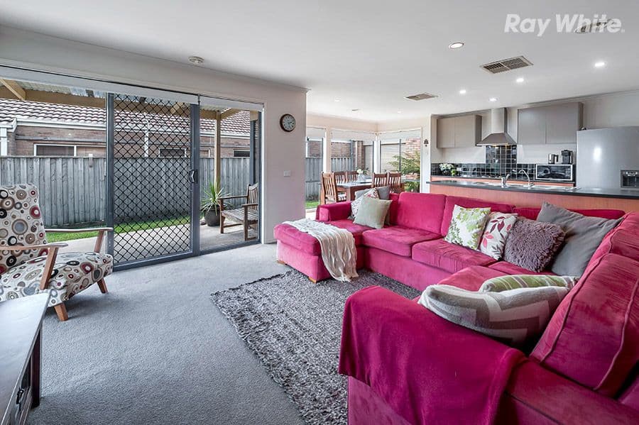 11 Evergreen Drive, South Morang VIC 3752, South Morang - Thumbnail 4