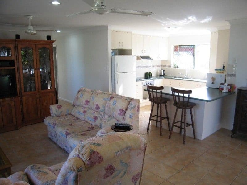 3 Tymons Court, EIMEO QLD 4740, Eimeo - Thumbnail 5