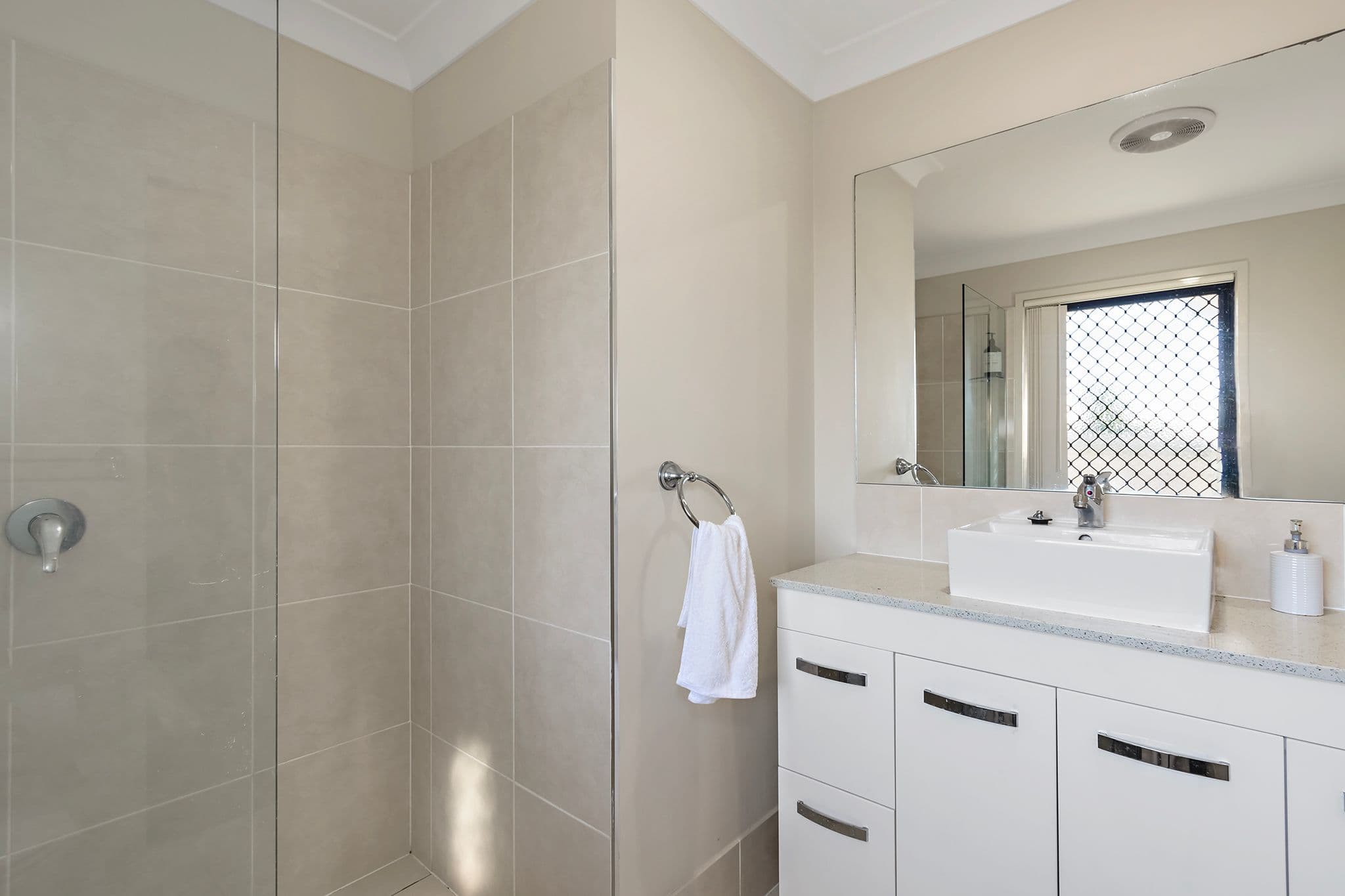 21 Charles Avenue, Pimpama QLD 4209, Pimpama - Thumbnail 5
