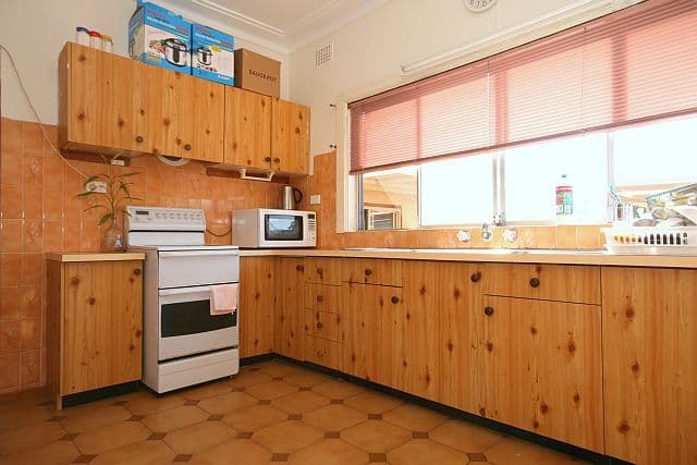 16 Neutral Avenue, BIRRONG NSW 2143, Birrong - Thumbnail 3