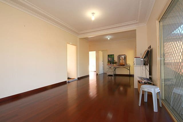 16 Neutral Avenue, BIRRONG NSW 2143, Birrong - Thumbnail 5