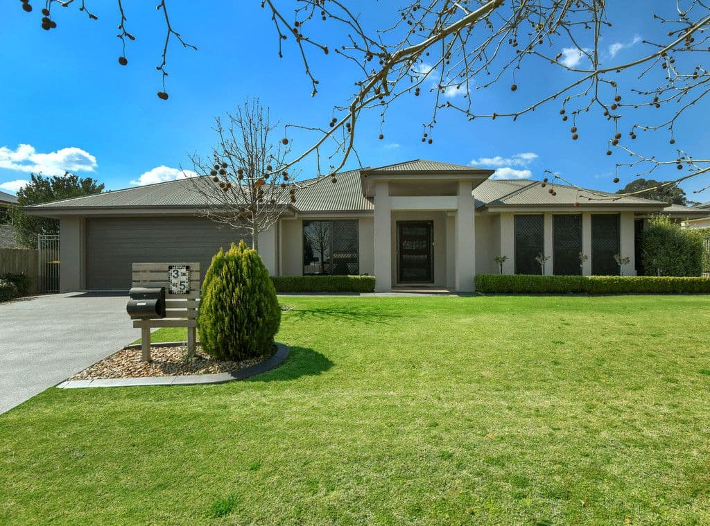 35 Nioka Drive, Highfields QLD 4352, Highfields - Image 1